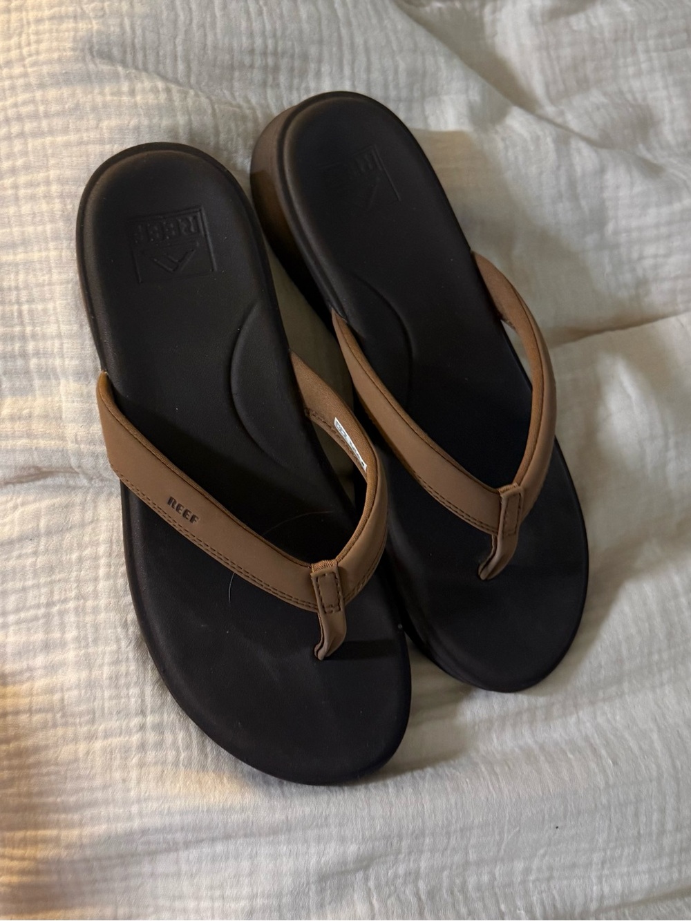 Reef Women’s Dark Brown Footbed with Brown Strap Flip Flops